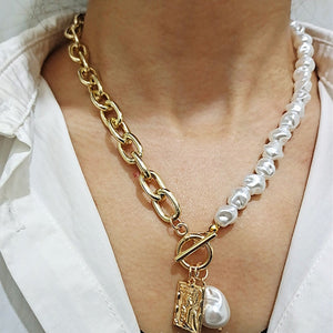 Ars Vintage Baroque Irregular Pearl Lock Chains Necklace Geometric Aangel Pendant - ArsaOne