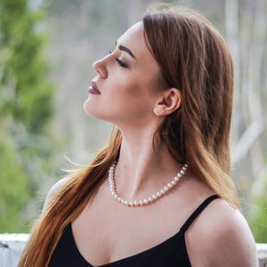 Elegant White Pearl Choker Necklace Big Round Pearl Wedding Necklace - ArsaOne